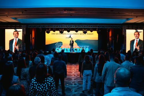 DSC04617-Enhanced-NR